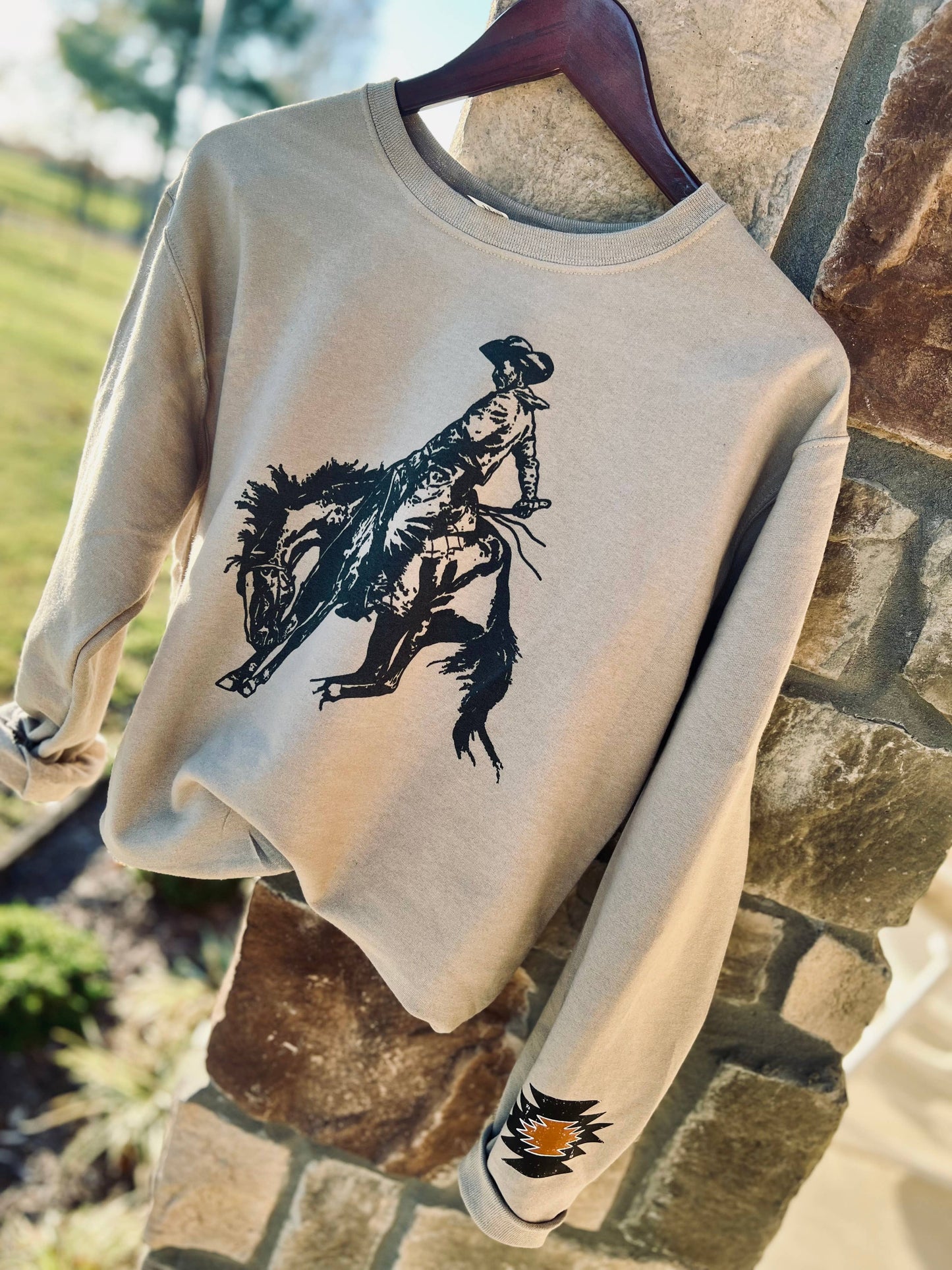 Hancock Bronc Crewneck : Unisex