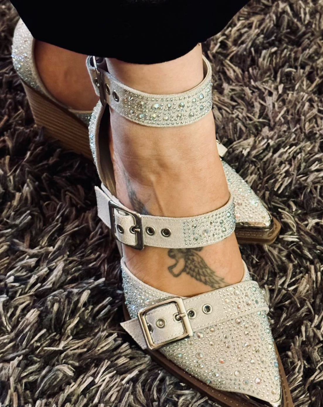 Skyline Women's Western Inspired Blinged Out Pump