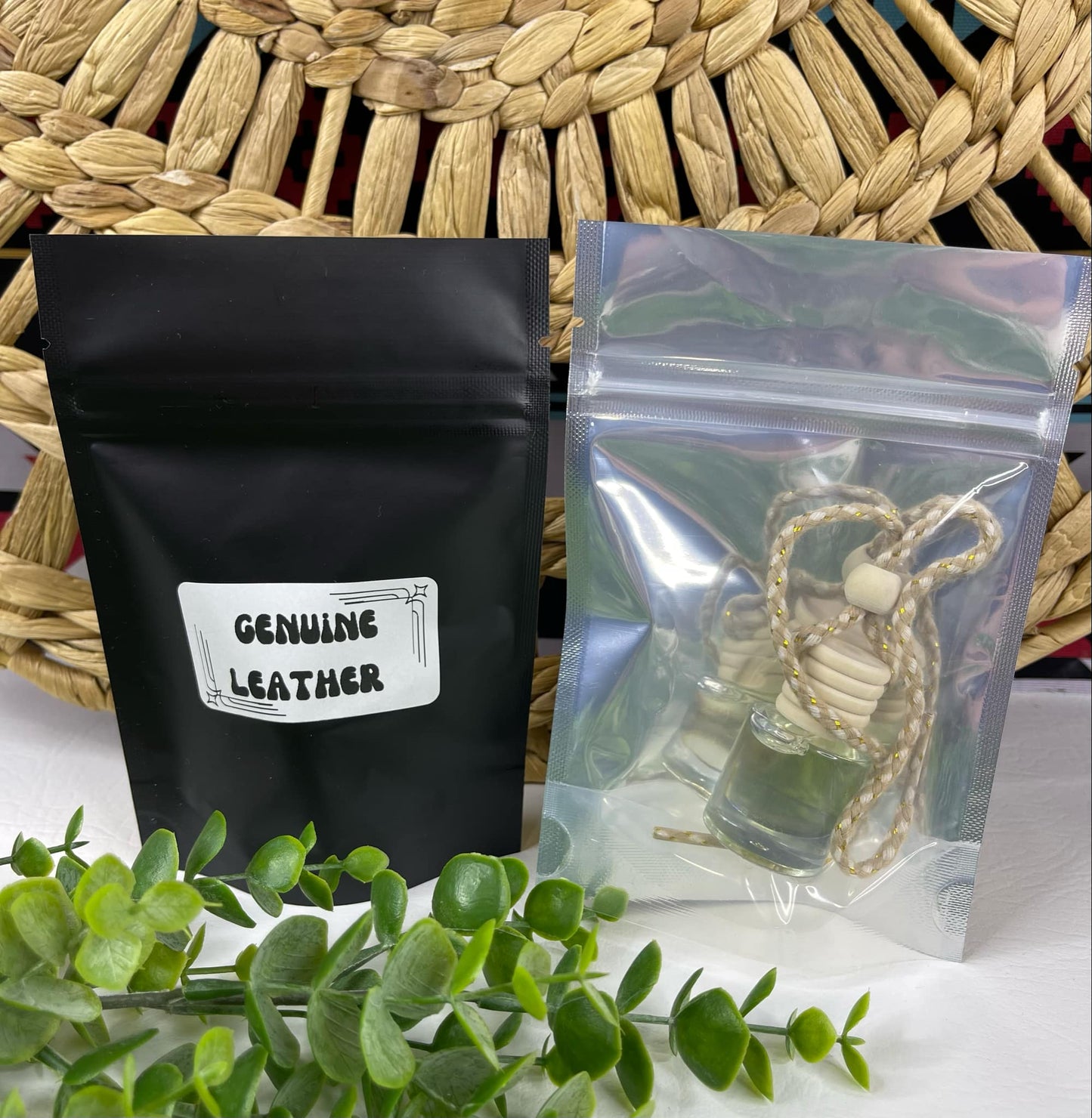 Genuine Leather Car Scent Diffuser: Genuine Leather