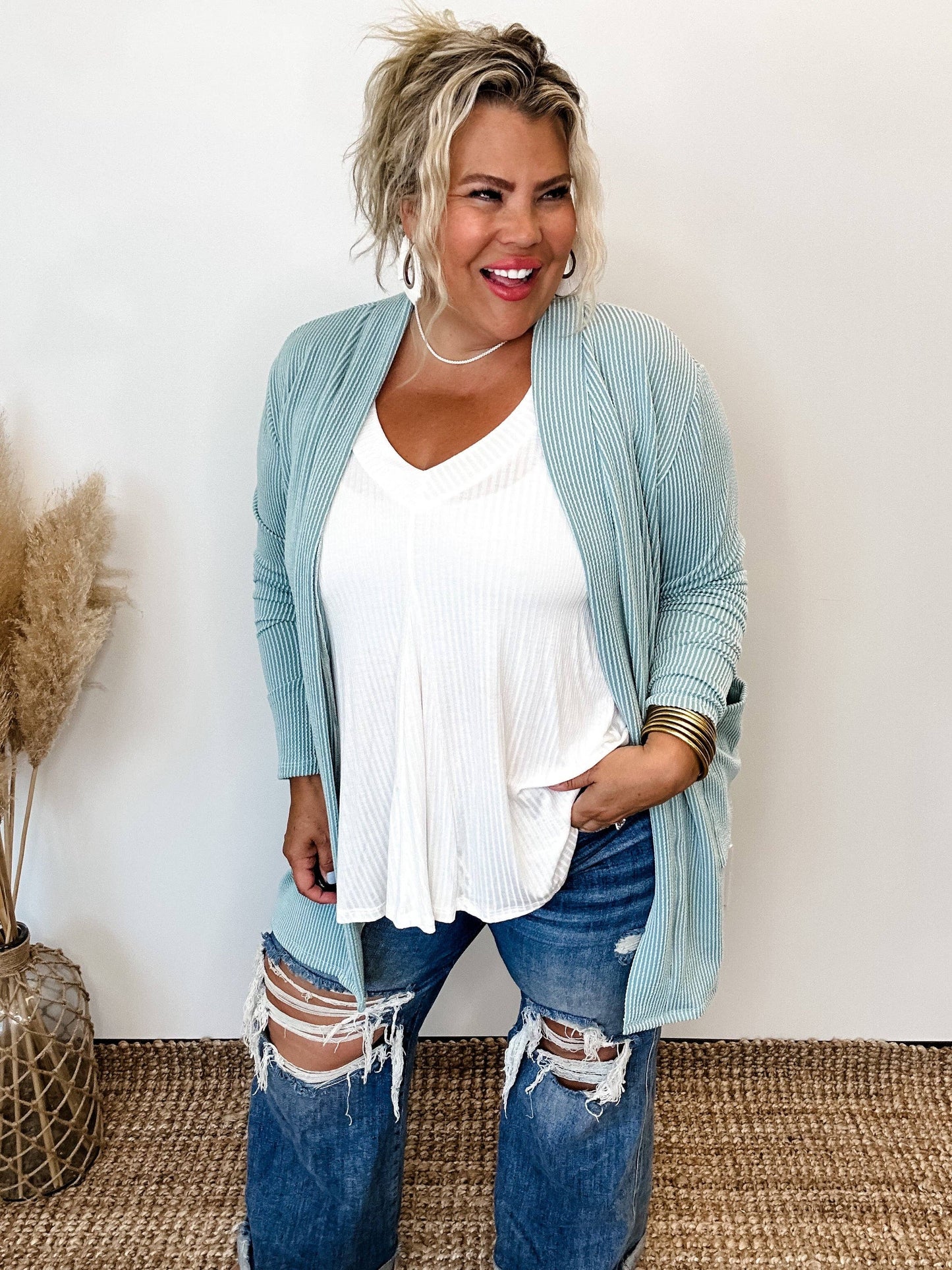 REESE RIBBED CARDIGAN: VINTAGE BLACK / OS
