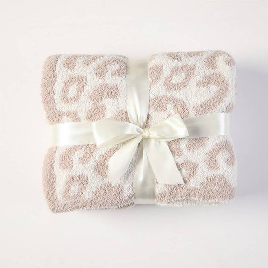 KNITTED LEOPARD PRINT LIGHTWEIGHT SOFA BLANKET_CWMM0213: White / (130cmX150cm) 1
