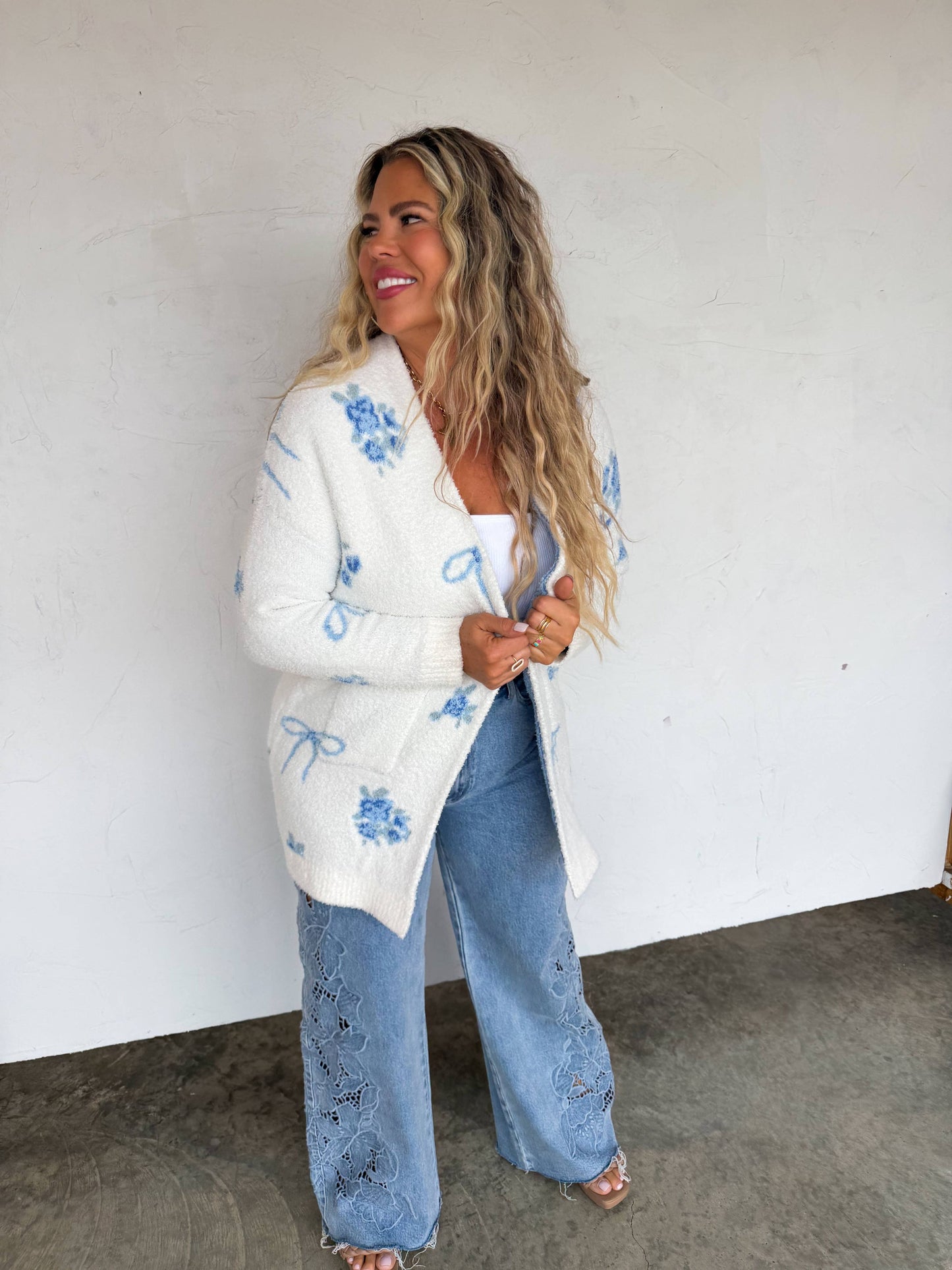 SPRING CLOUD CARDIGAN: ONE SIZE / BLUE DAISY